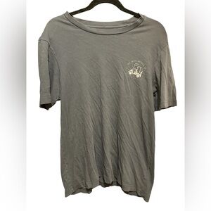 Travis Mathew size Medium Gray‎ Tee Shirt